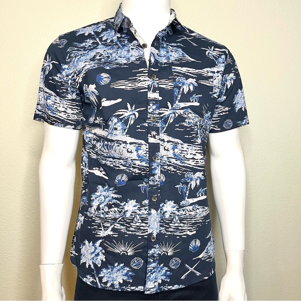 SUNRISE KINGDOM with the Midnight Island print aloha shirt